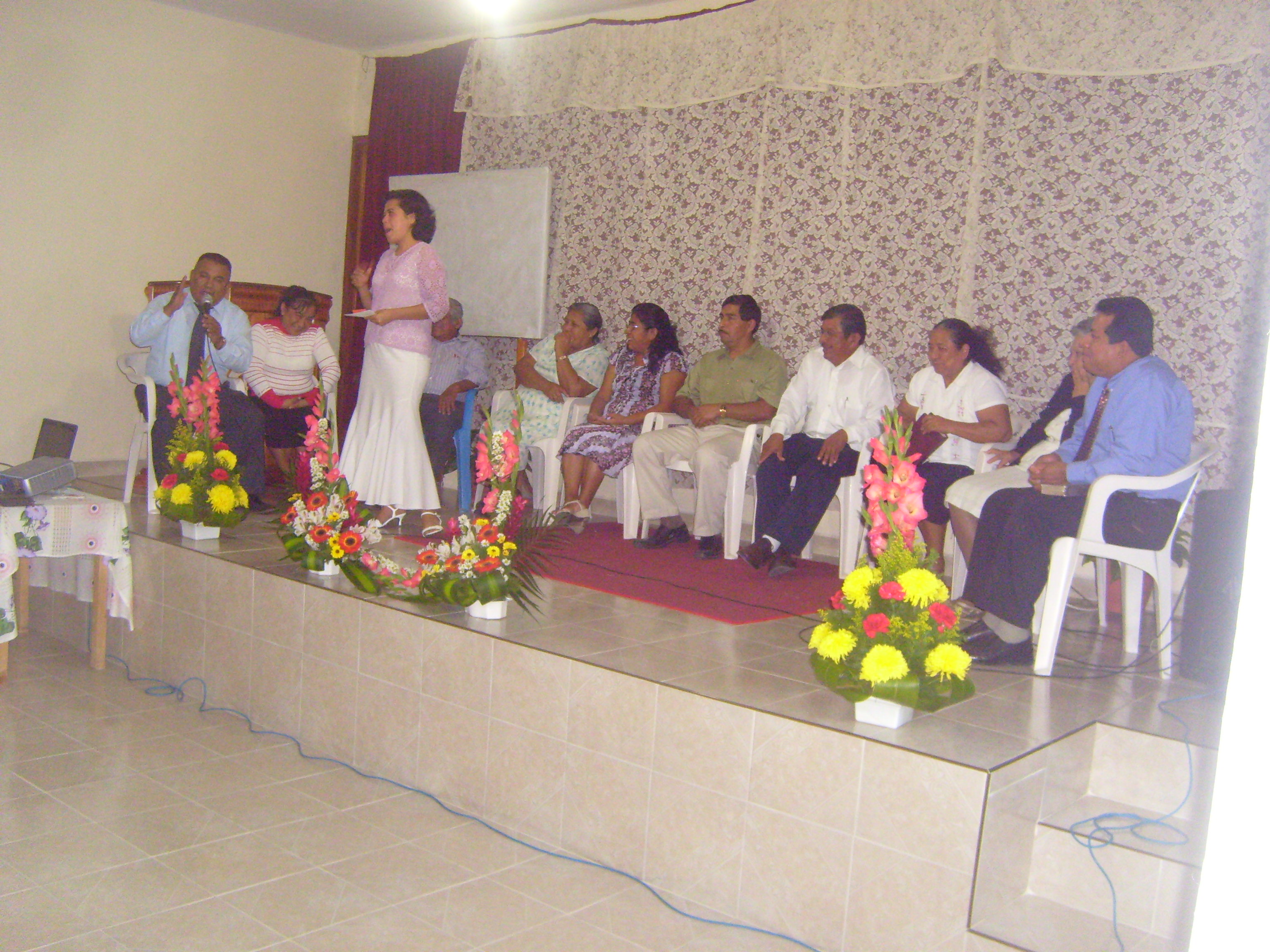 Iglesia Adventista Del Séptimo Día Viendo Foto